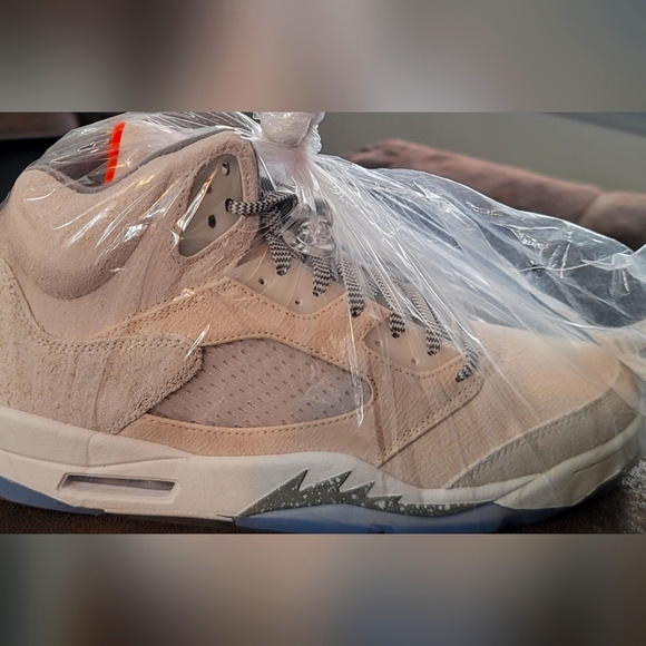 Jordan - Picture 1 of 4